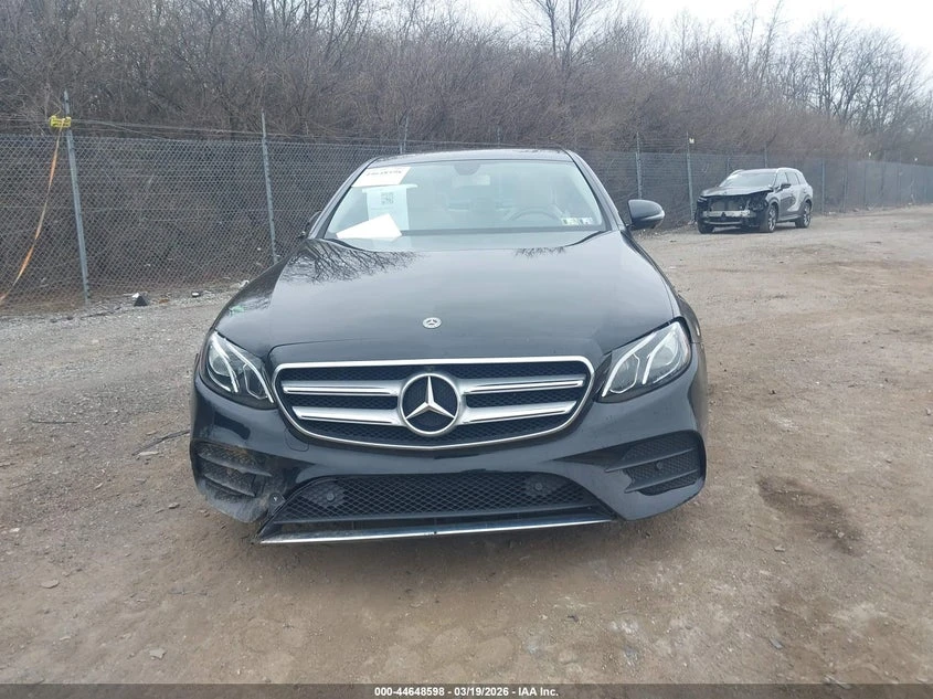 Mercedes-Benz E 350 2.0l 4Matic, снимка 13 - Автомобили и джипове - 54047291