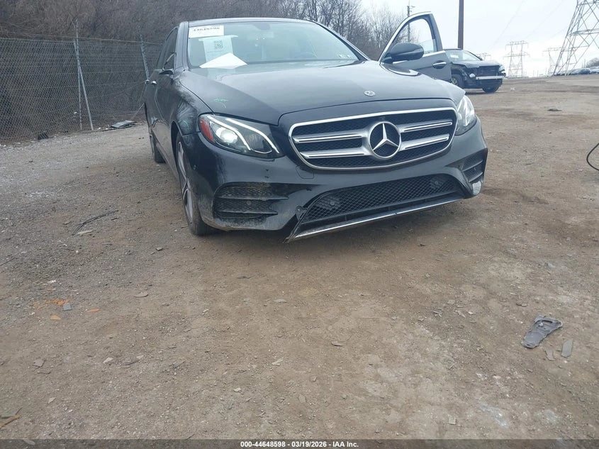 Mercedes-Benz E 350 2.0l 4Matic, снимка 6 - Автомобили и джипове - 54047291