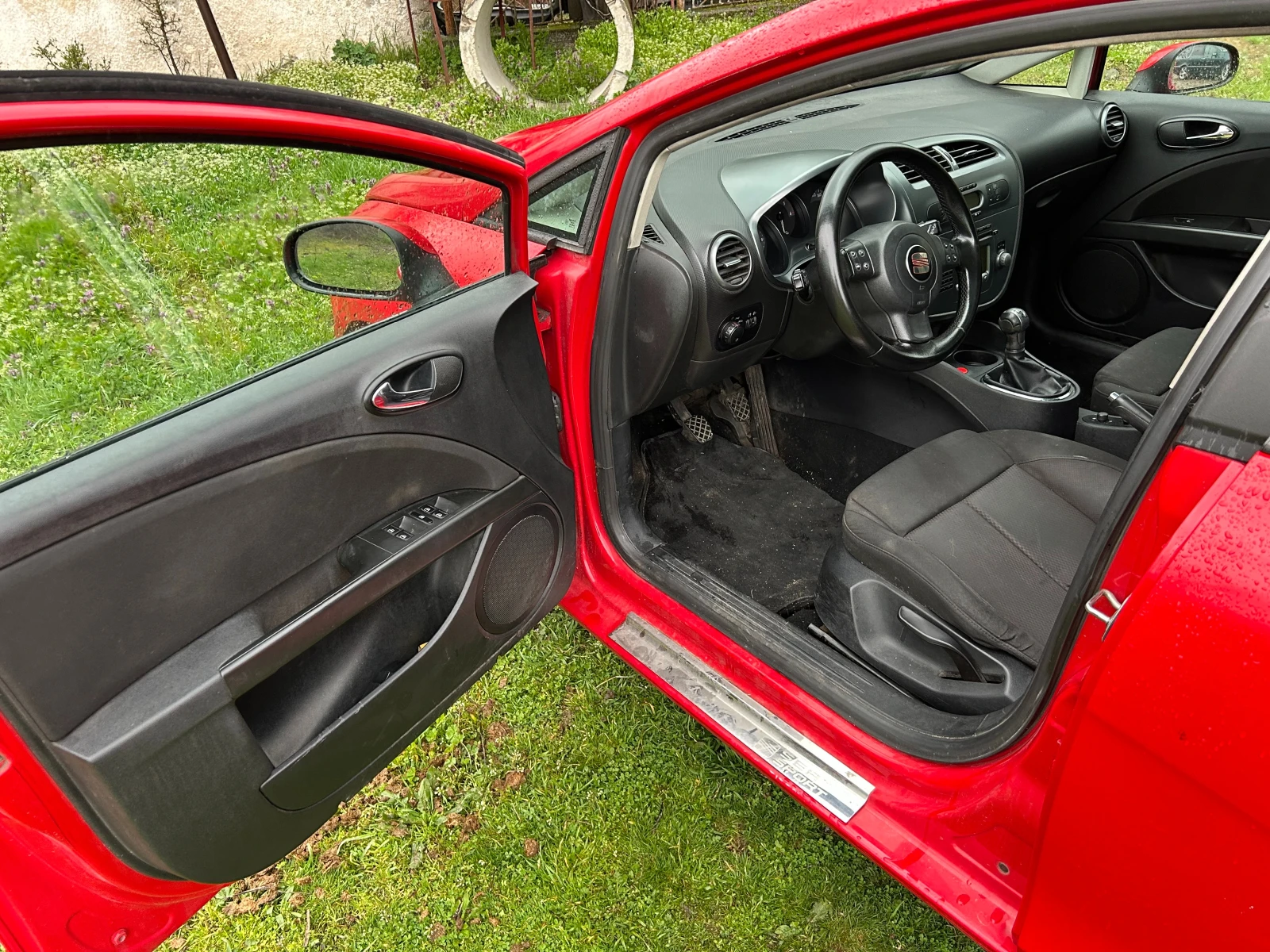 Seat Leon 2.0TDI BKD, снимка 6 - Автомобили и джипове - 54088529