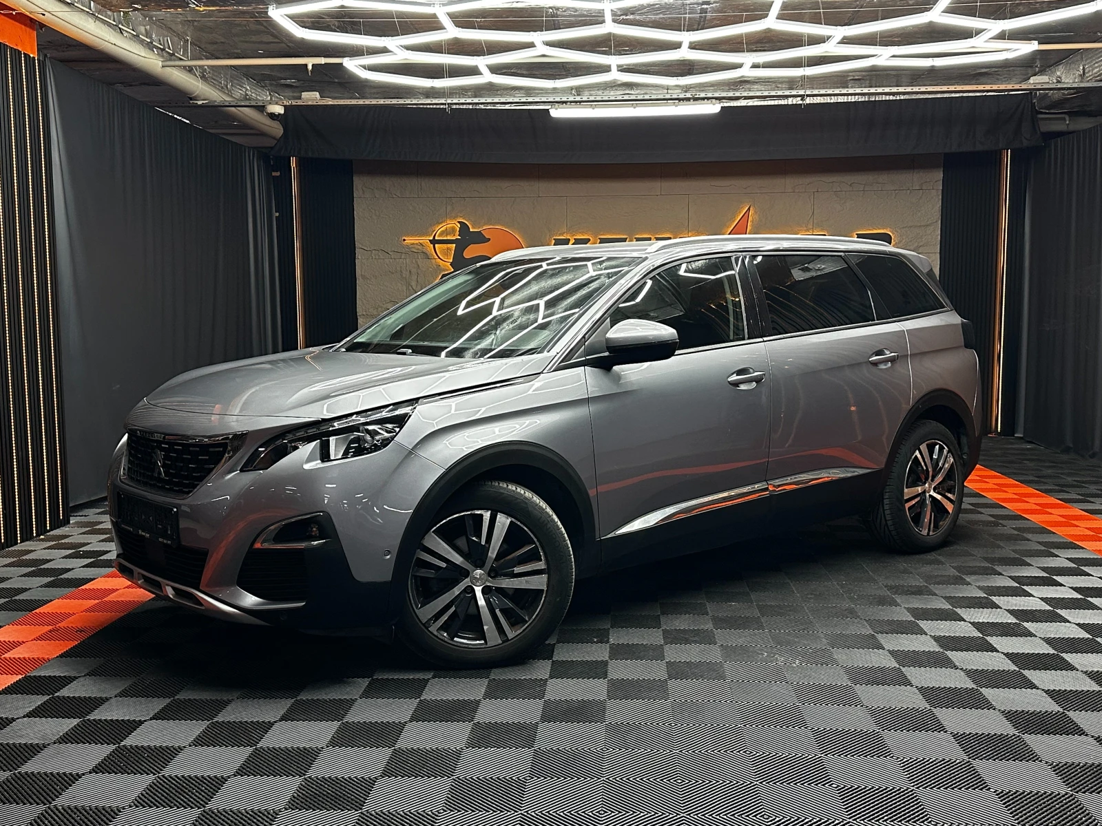 Peugeot 5008 1.6hdi/Allure/7места