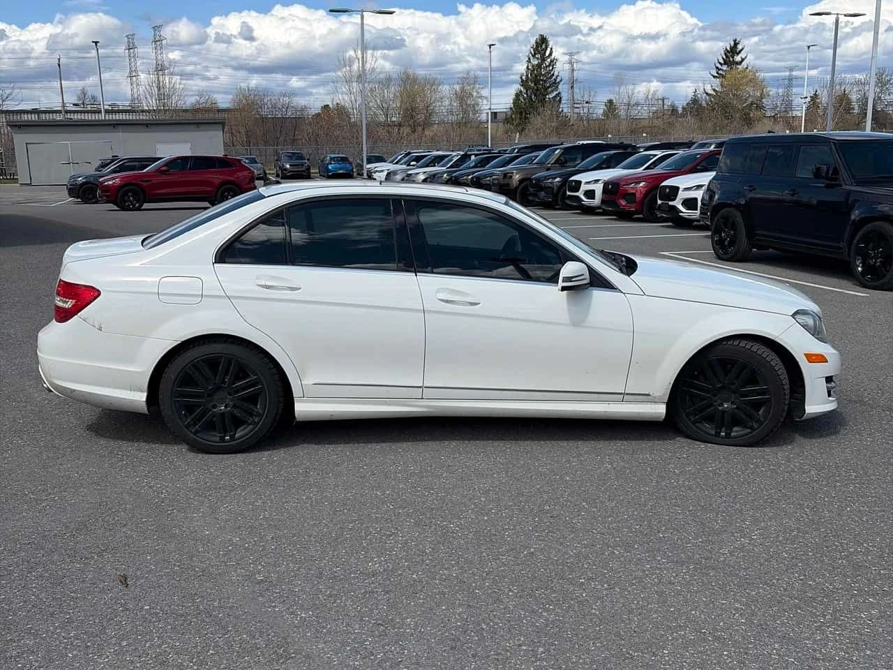 Mercedes-Benz C 300 * 4 MATIC* ГЛАВНО ПРЕДСТАВИТЕЛСТВО* , снимка 4 - Автомобили и джипове - 54388485