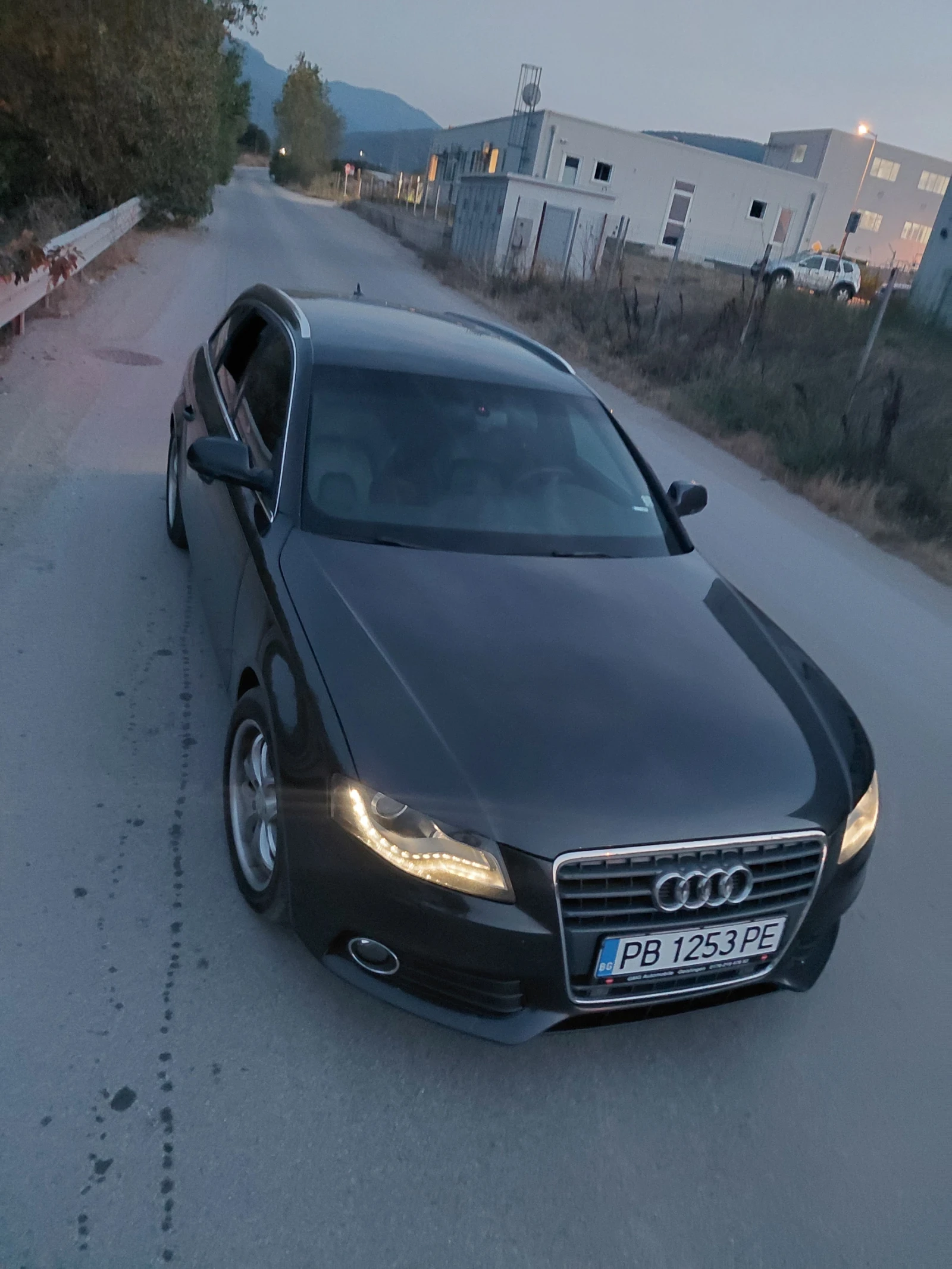 Audi A4, снимка 7 - Автомобили и джипове - 54428014