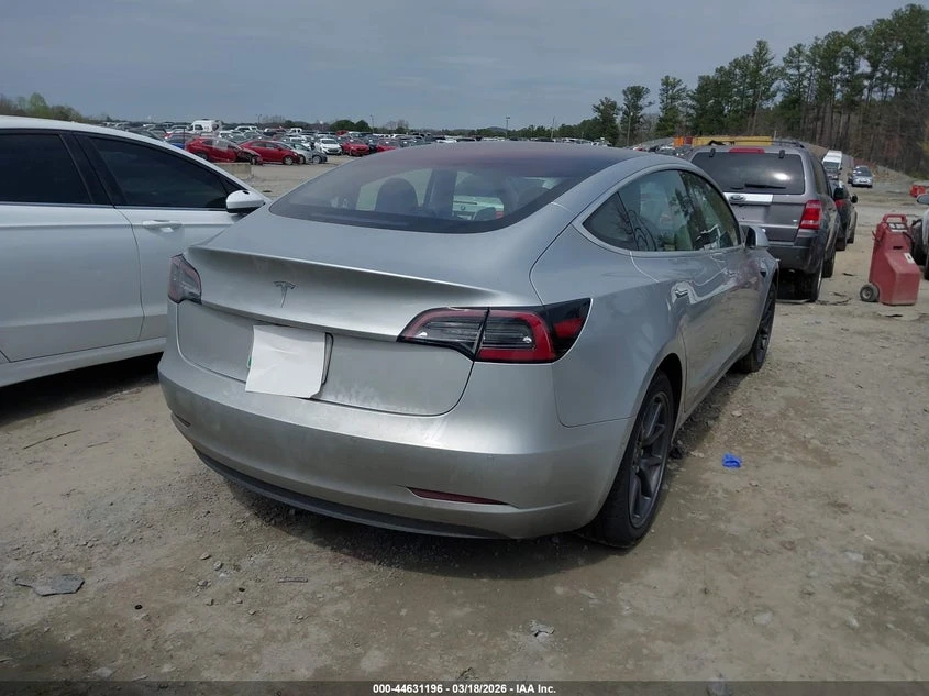 Tesla Model 3 Long Range Battery RWD * КРАЙНА ЦЕНА* , снимка 4 - Автомобили и джипове - 54488214