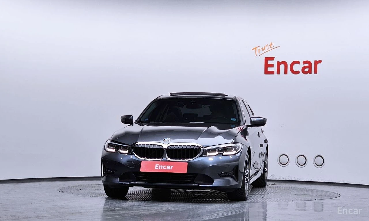 BMW 320 i AMBIENT* ПОДГРЕВ* КАМЕРА* ШИБИДАХ* КРАЙНА ЦЕНА* , снимка 2 - Автомобили и джипове - 54719208