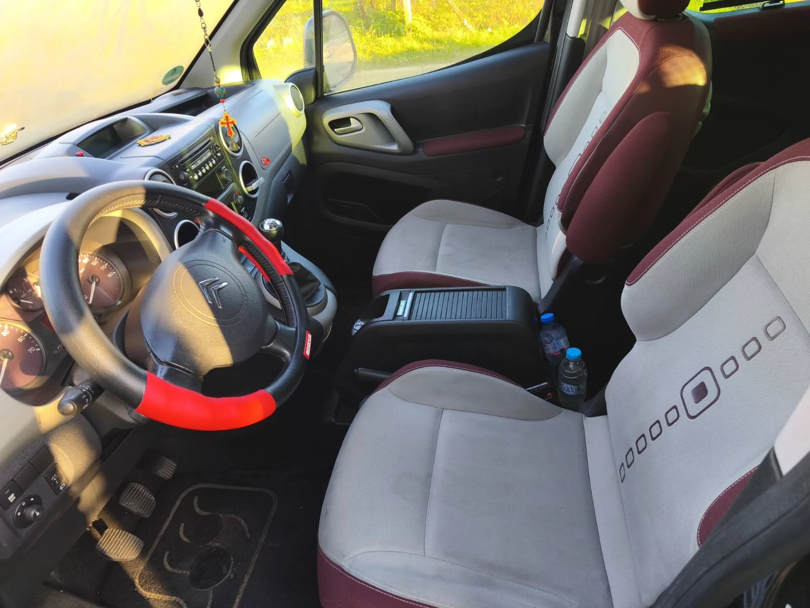 Citroen Berlingo 1.6i, снимка 10 - Автомобили и джипове - 55039168