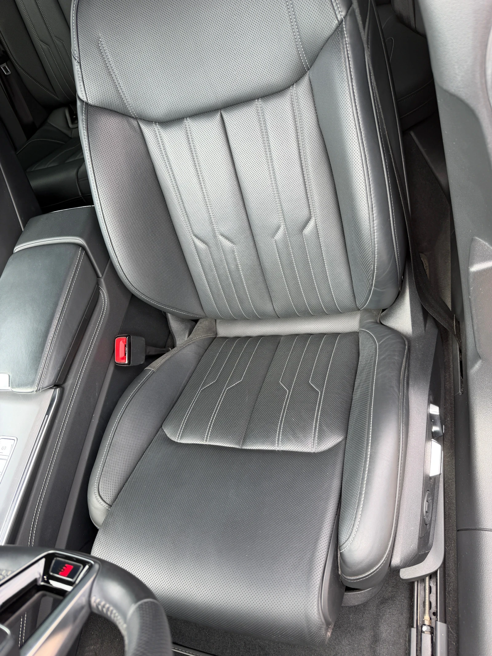 Audi A7 55tfsi, снимка 10 - Автомобили и джипове - 55215667
