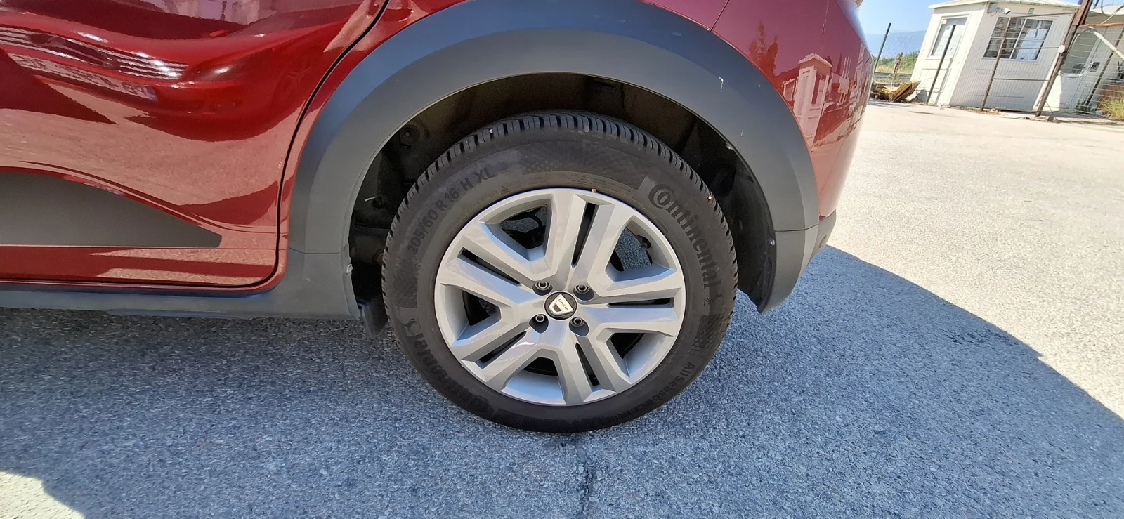 Dacia Sandero, снимка 4 - Автомобили и джипове - 55883504