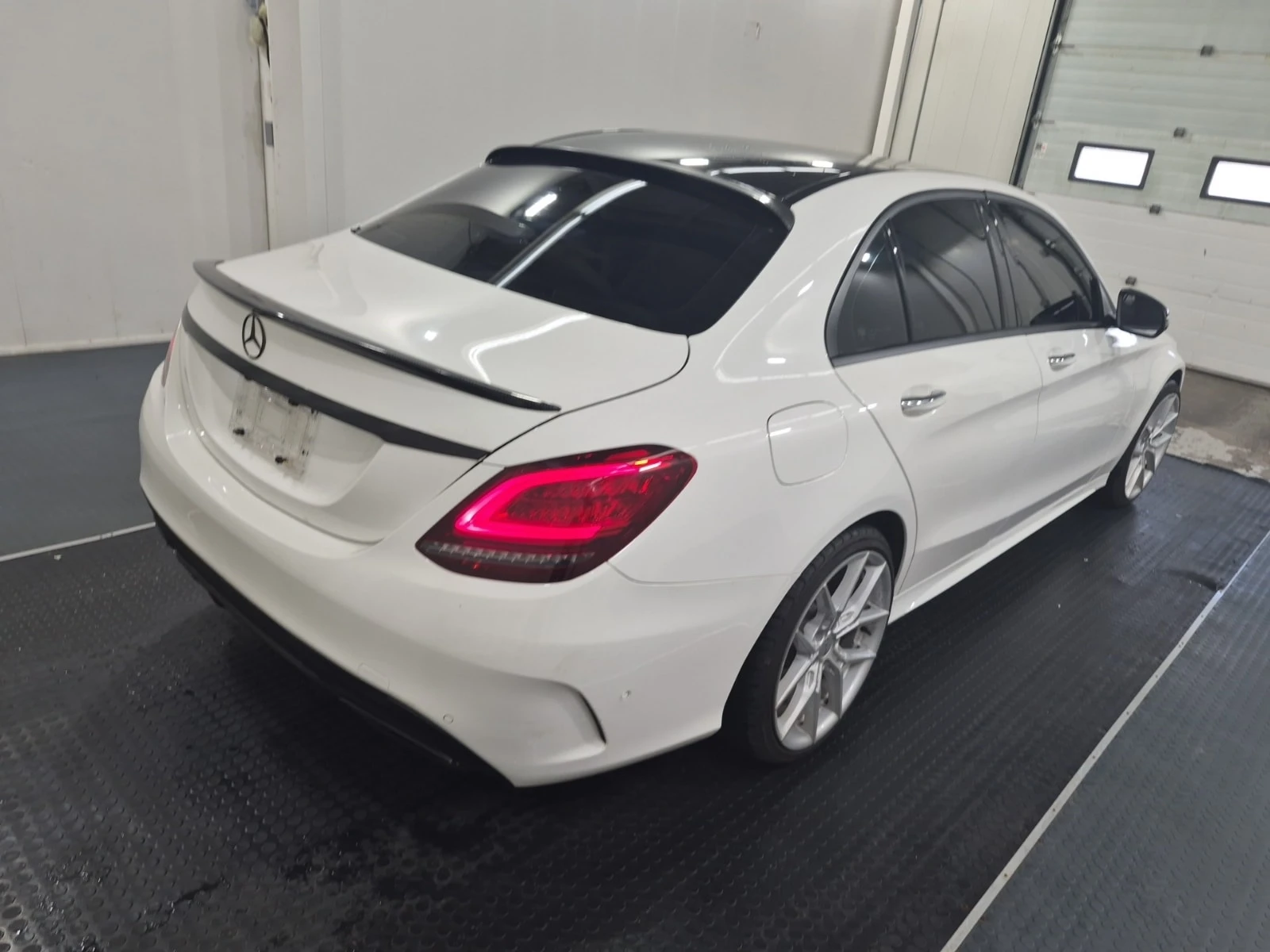 Mercedes-Benz C 300 * CARFAX * ���� �� �� | Mobile.bg � ����������� 3