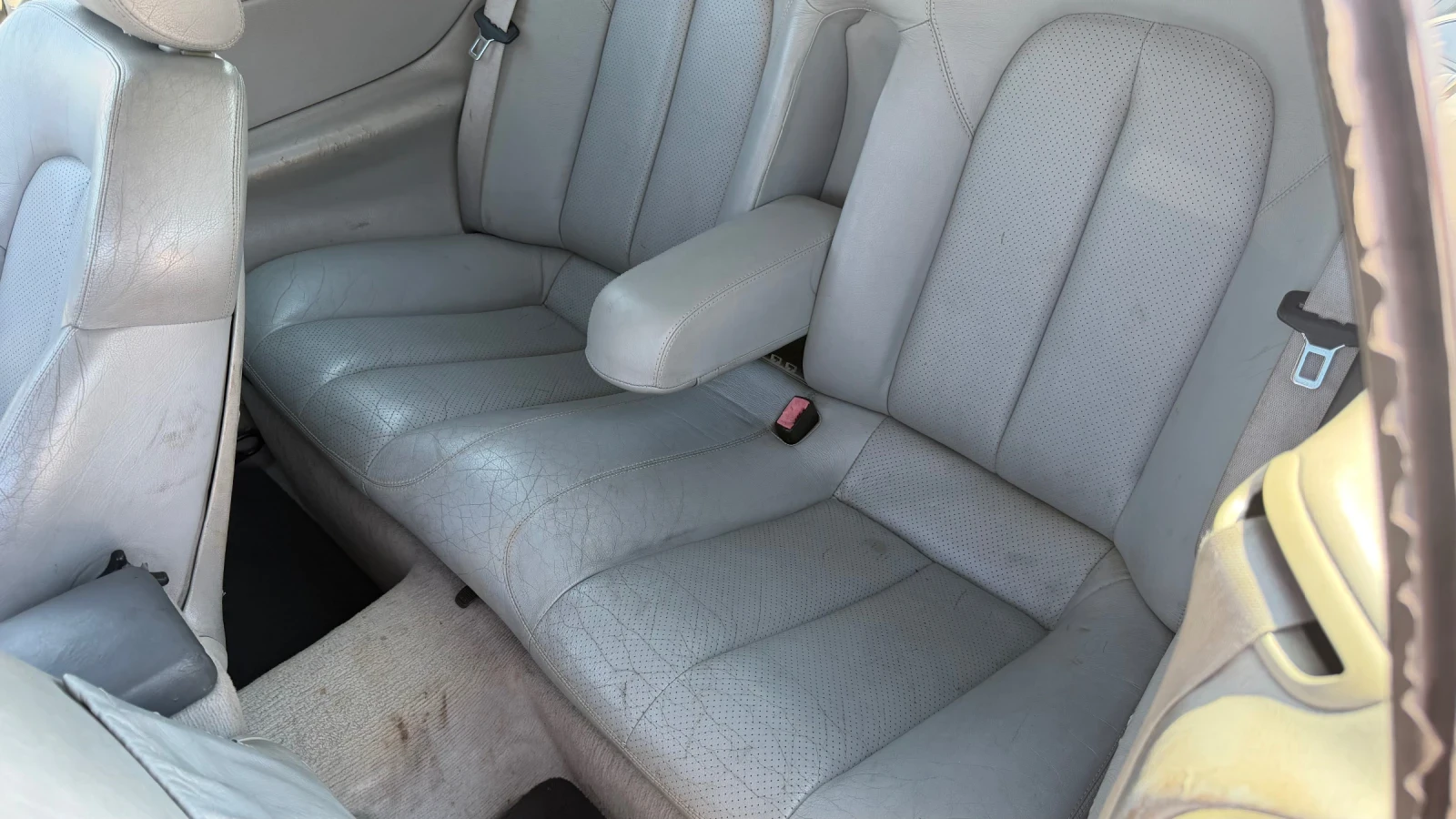 Mercedes-Benz CLK 230 kompressor АВТОМАТИК БАРТЕР ЛИЗИНГ, снимка 10 - Автомобили и джипове - 56172458