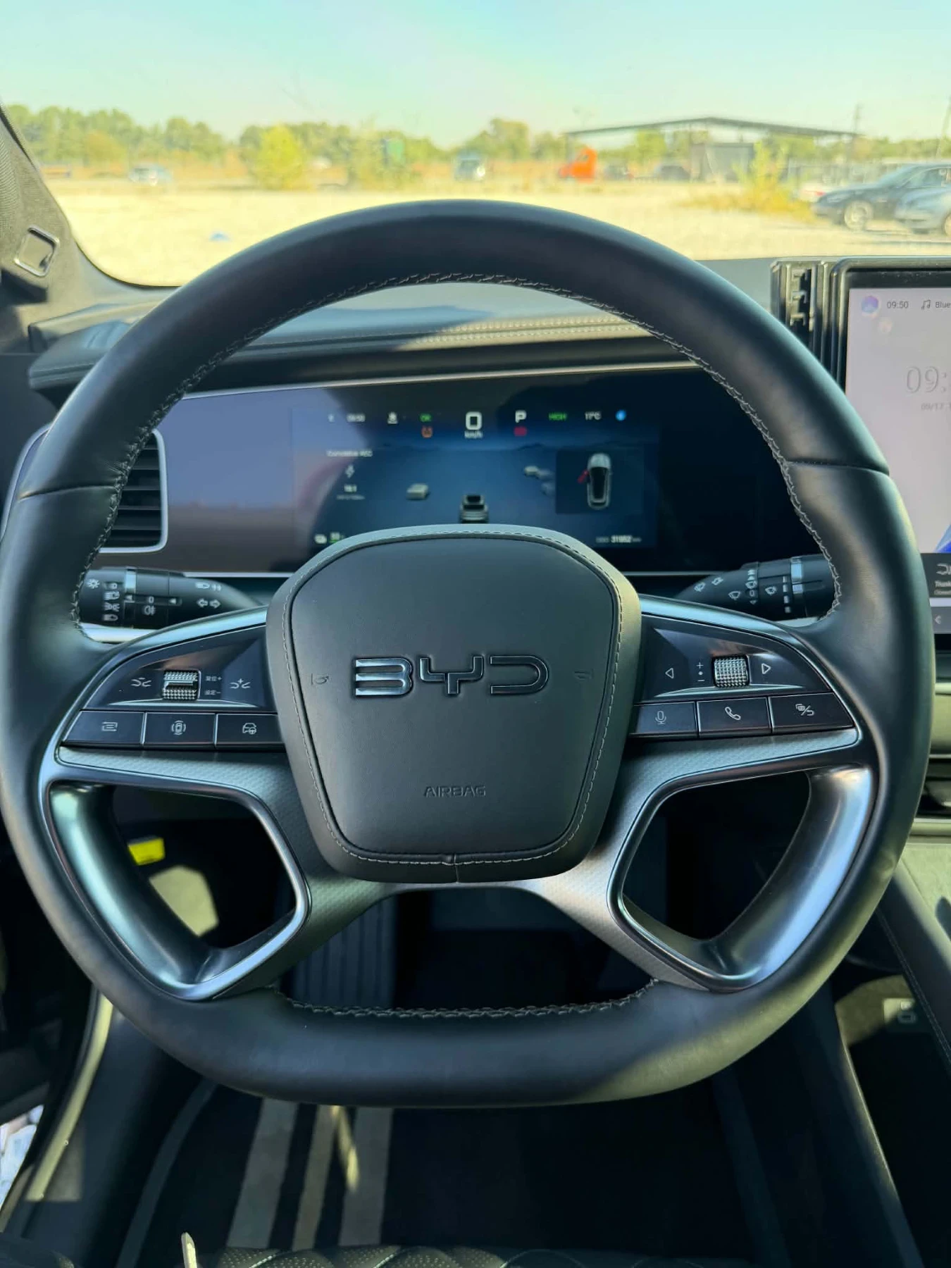 BYD Sealion 7, снимка 12 - Автомобили и джипове - 56417032