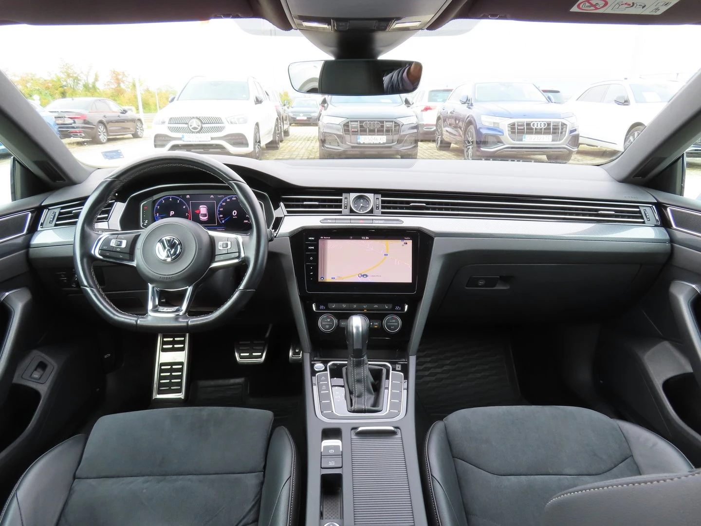 VW Arteon, снимка 4 - Автомобили и джипове - 56628352