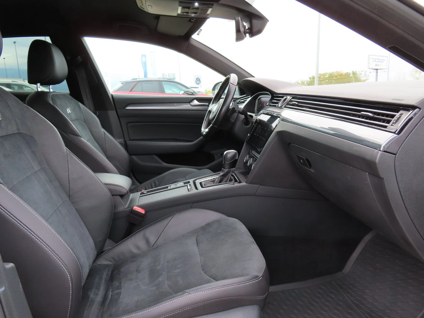 VW Arteon, снимка 7 - Автомобили и джипове - 56628352