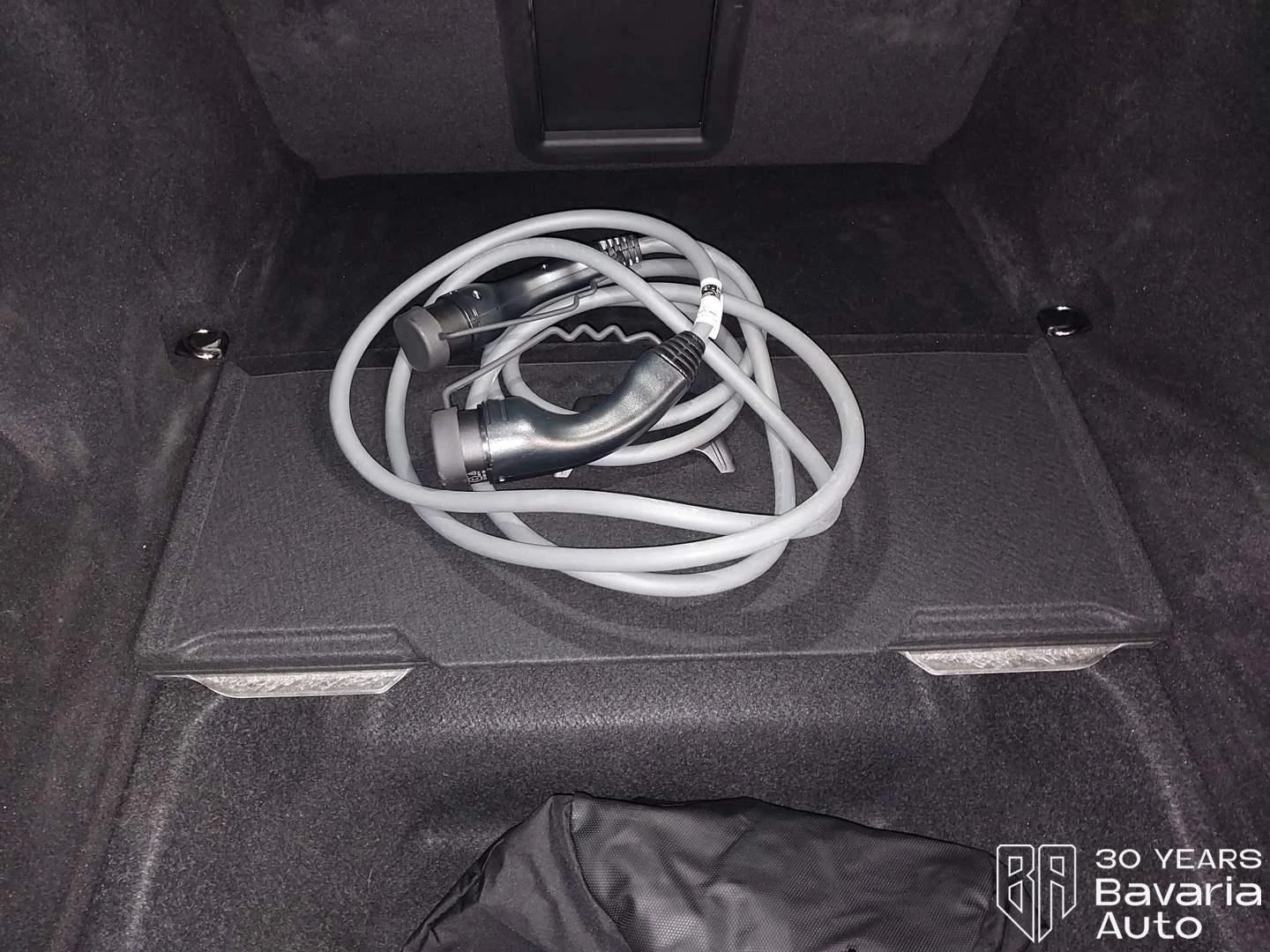 BMW i7 50 eDrive, снимка 14 - Автомобили и джипове - 56709049