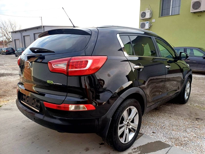 Kia Sportage 1.6 i-NAVI, снимка 4 - Автомобили и джипове - 48311237