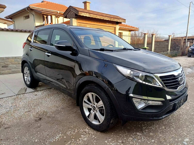 Kia Sportage 1.6 i-NAVI, снимка 1 - Автомобили и джипове - 48311237