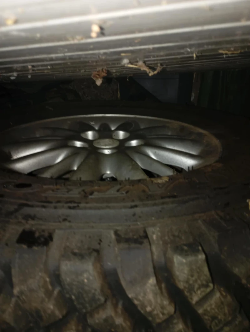 Jeep Cherokee, снимка 8 - Автомобили и джипове - 51046518