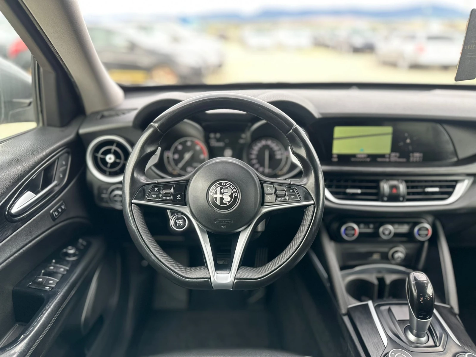 Alfa Romeo Stelvio / 2.2 JTDM / Q4 / EXECUTIVE / TOP /  | Mobile.bg   14