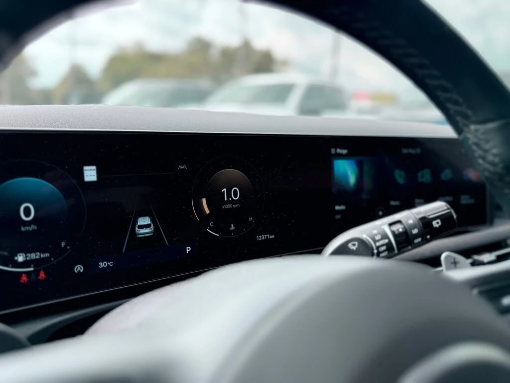 Hyundai Tucson XRT* МЪРТВА ТОЧКА* КАМЕРА* ПАНОРАМА* КОЖА* ПОДГРЕВ - изображение 8