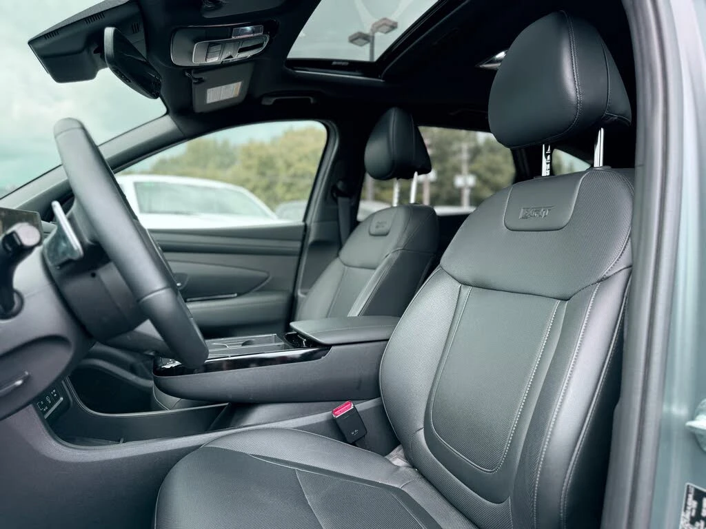 Hyundai Tucson XRT* МЪРТВА ТОЧКА* КАМЕРА* ПАНОРАМА* КОЖА* ПОДГРЕВ - изображение 10