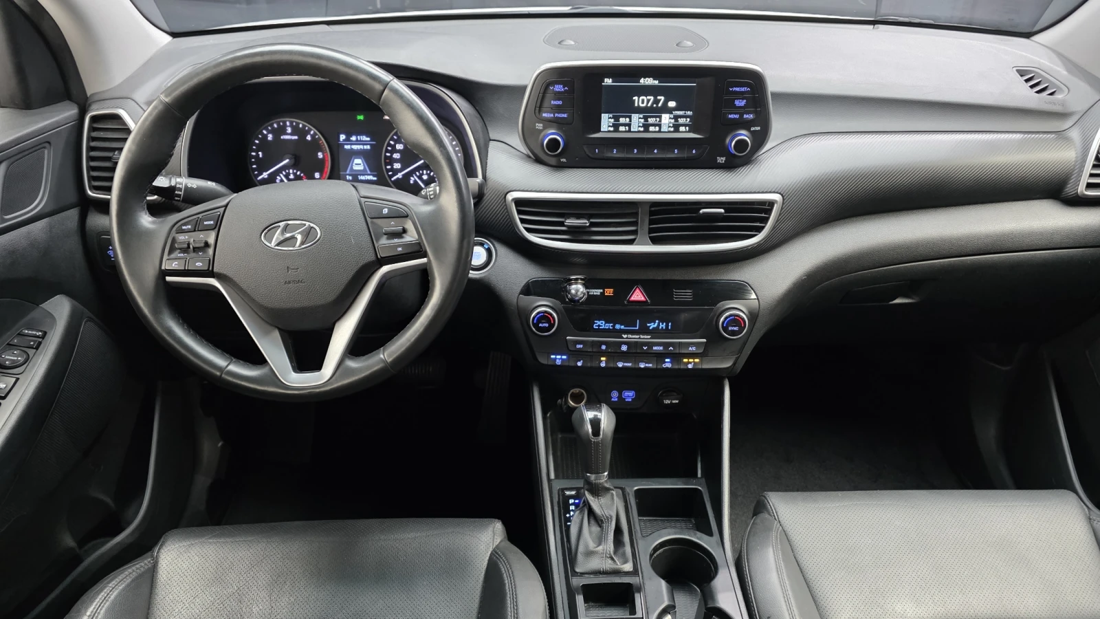 Hyundai Tucson 2.0CRDI/FACE/Пълна сервизна история !!! - изображение 6