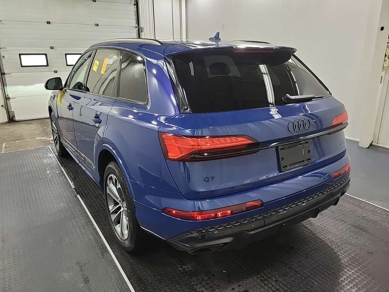 Audi Q7 55TFSI * S-Line * Без инциденти * CARFAX * От VW *, снимка 5 - Автомобили и джипове - 54396414