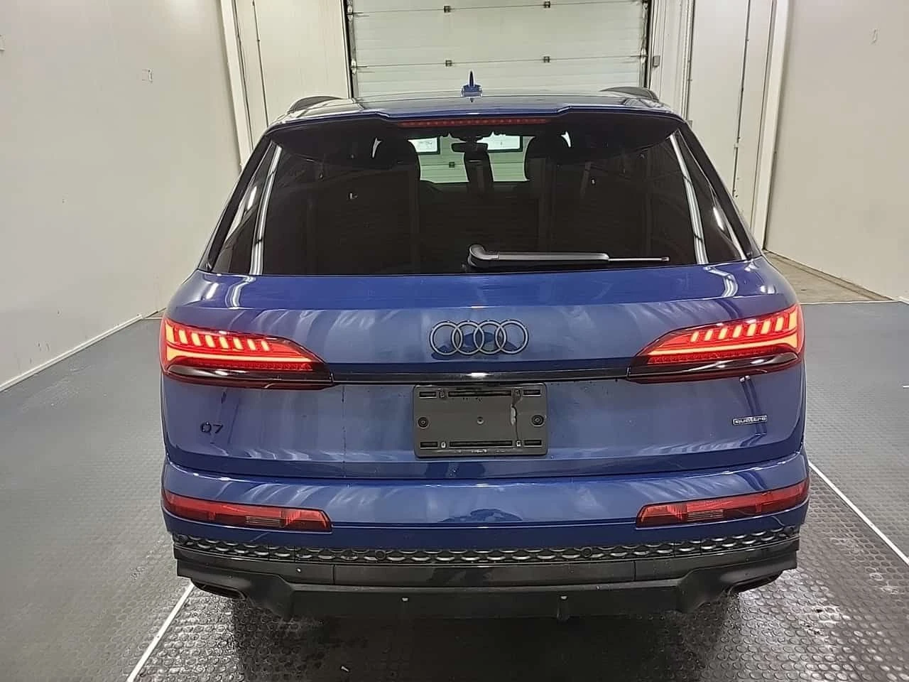 Audi Q7 55TFSI * S-Line * Без инциденти * CARFAX * От VW *, снимка 4 - Автомобили и джипове - 54396414