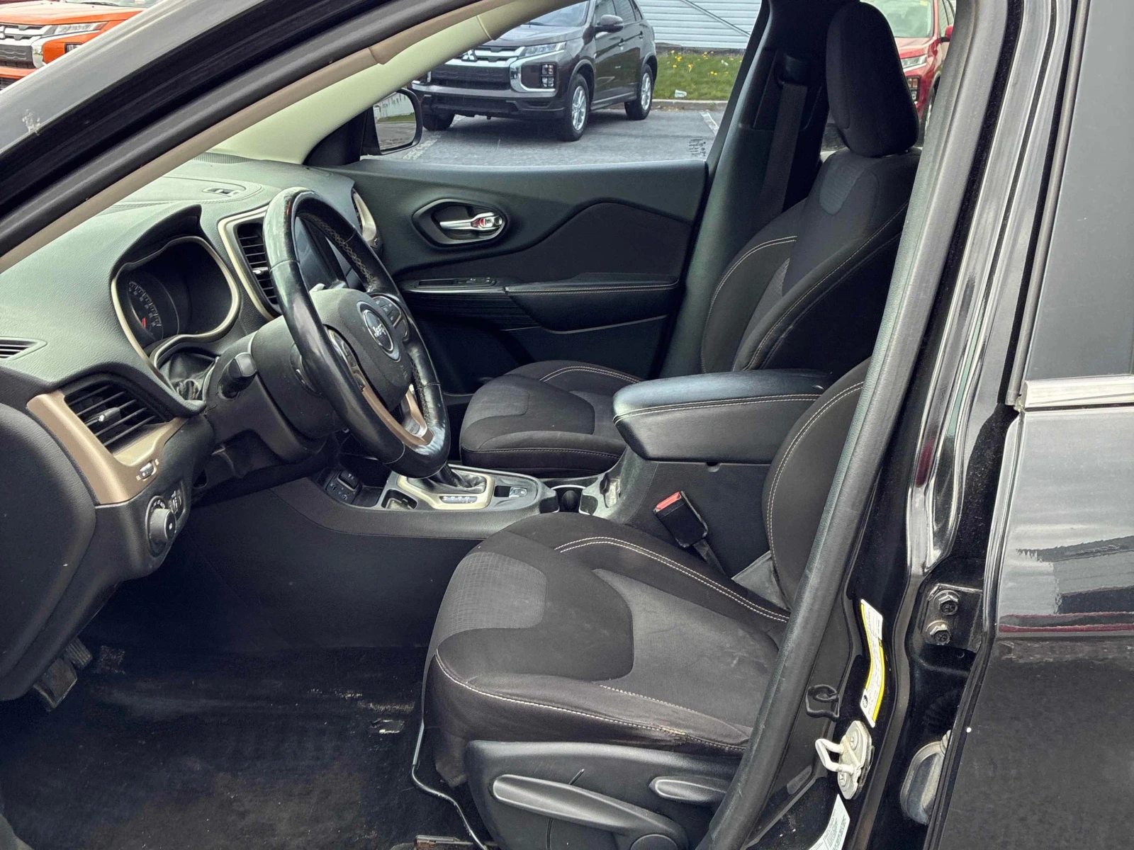 Jeep Cherokee 2.4L 4cyl FWD | Mobile.bg � ����������� 12