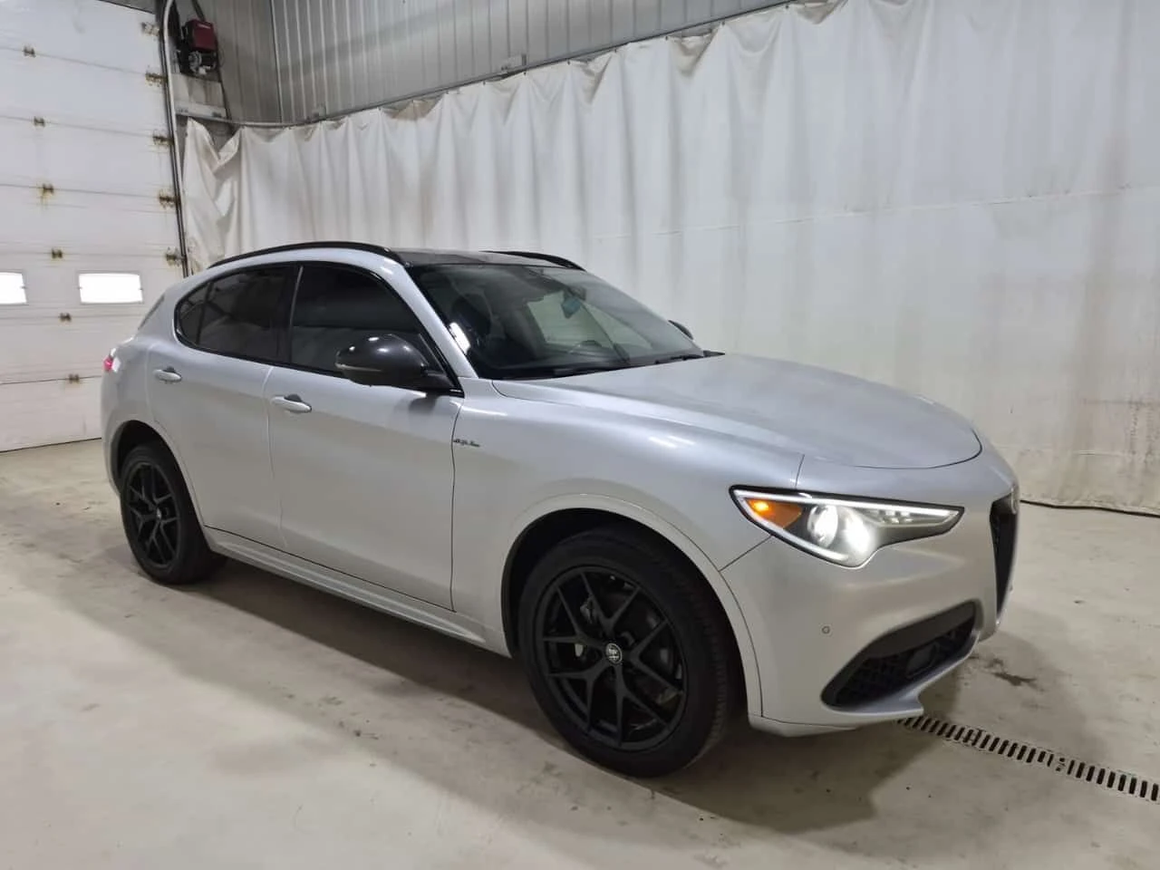 Alfa Romeo Stelvio * TI * CARFAX * ОПЦИЯ ЗА ФИНАНСИРАНЕ, снимка 2 - Автомобили и джипове - 55510555