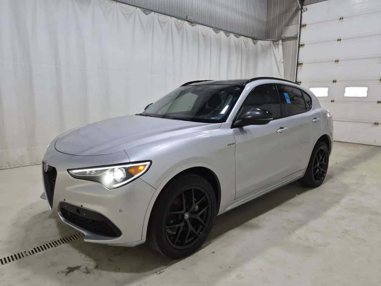 Alfa Romeo Stelvio * TI * CARFAX * ОПЦИЯ ЗА ФИНАНСИРАНЕ