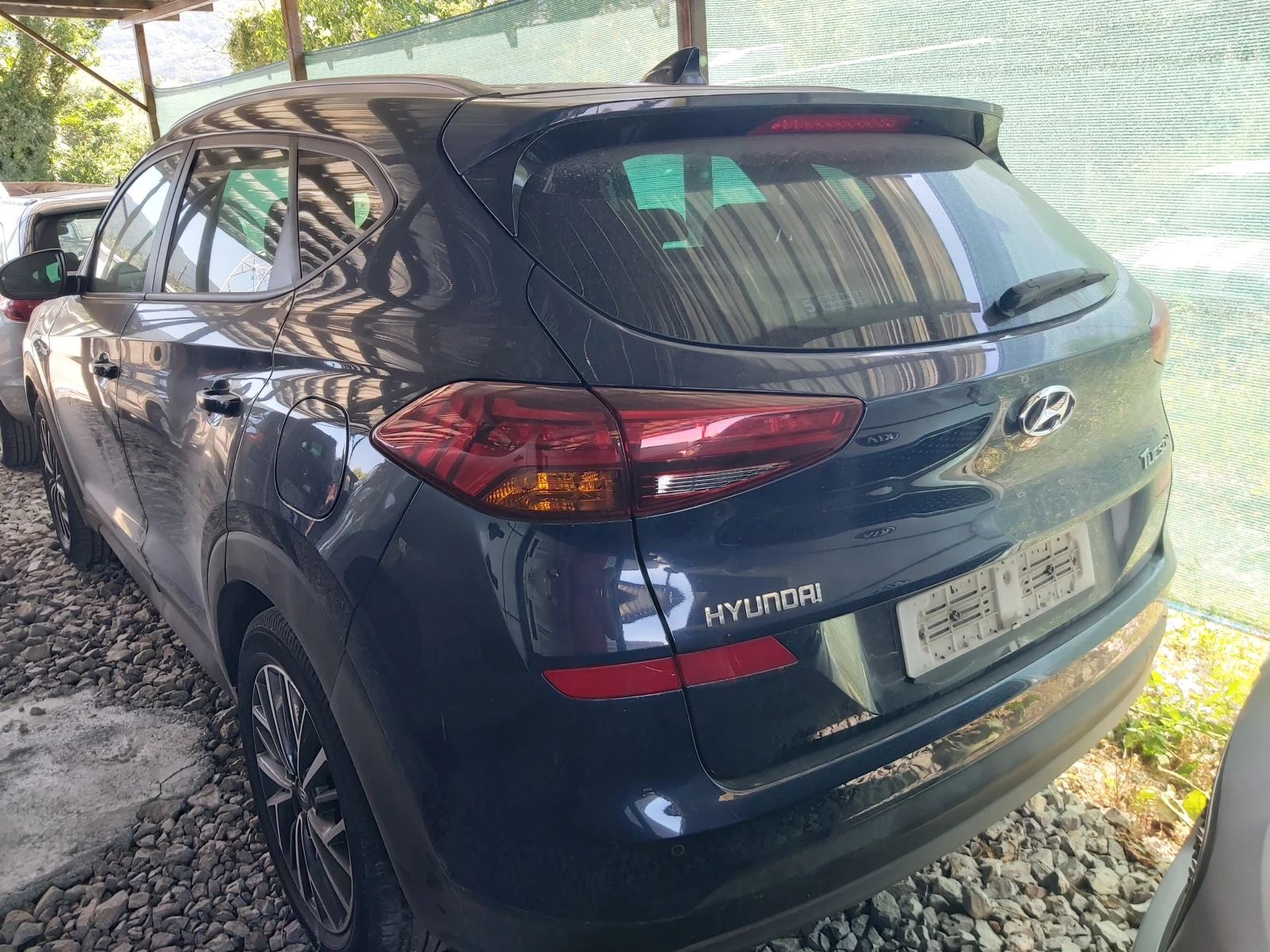 Hyundai Tucson 1.6 crdi hybrid - не пали !, снимка 7 - Автомобили и джипове - 55680777