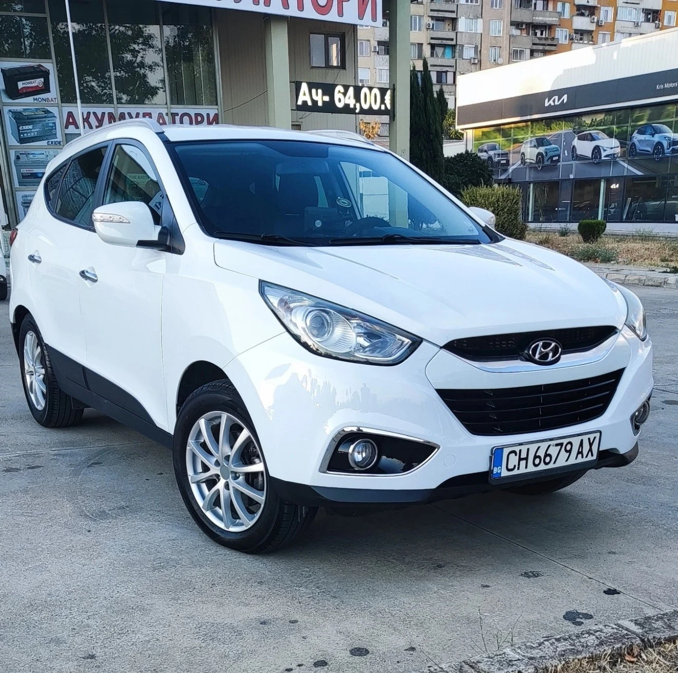 Hyundai IX35, снимка 2 - Автомобили и джипове - 55889124