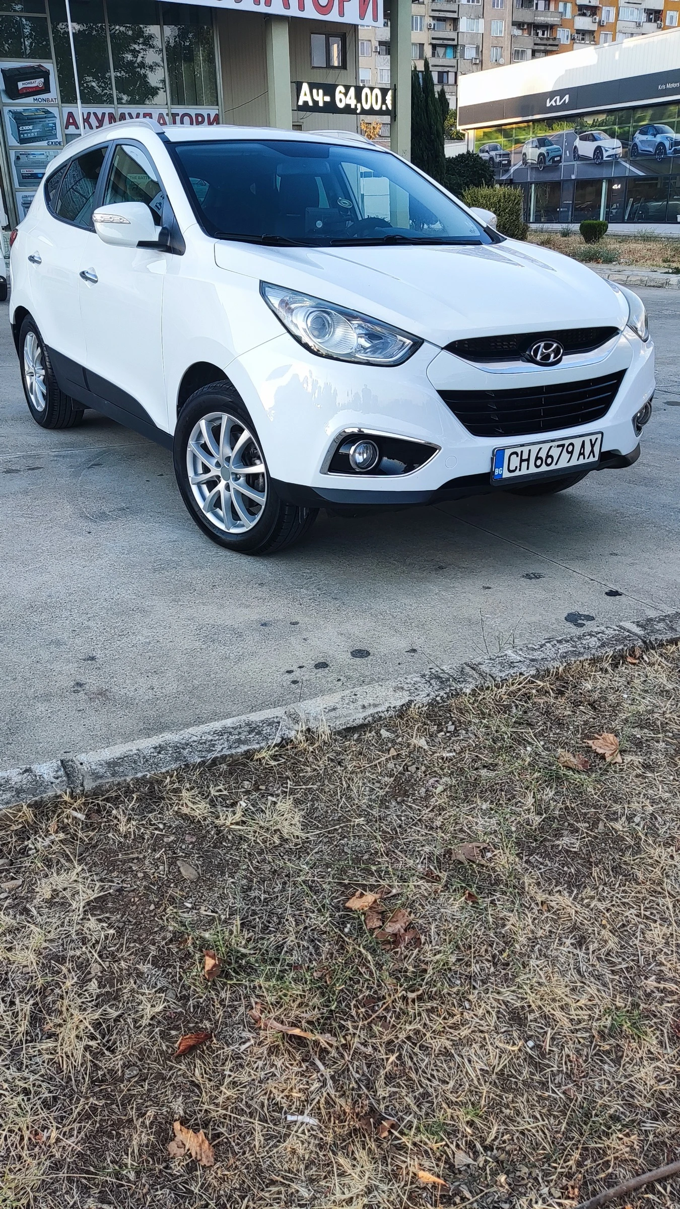 Hyundai IX35, снимка 3 - Автомобили и джипове - 55889124