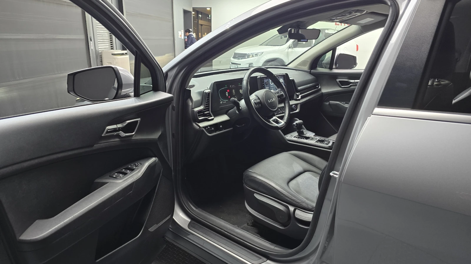 Kia Sportage Diesel 2.0 2WD autogeorge.com, снимка 14 - Автомобили и джипове - 56137436
