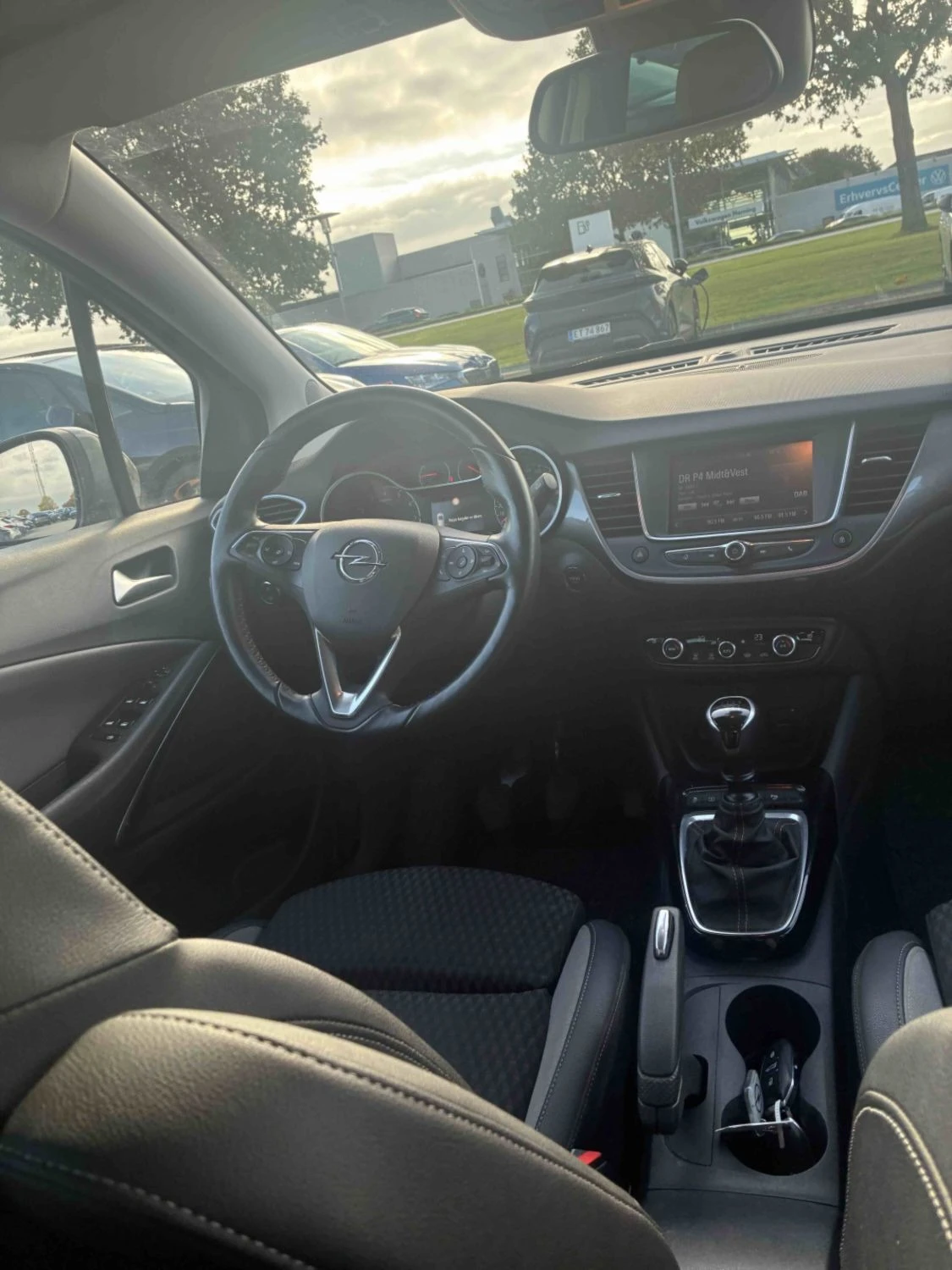 Opel Crossland X Innovation, снимка 9 - Автомобили и джипове - 56373286