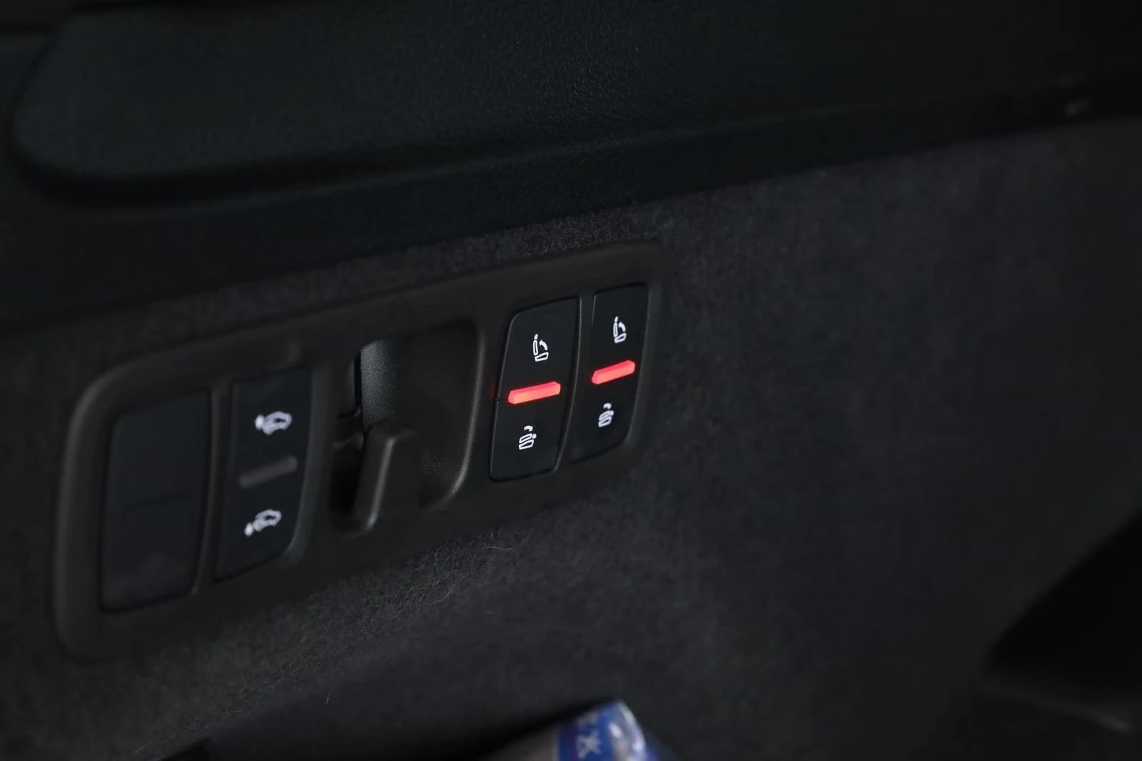 Audi SQ7 BLACK OPTIC / B&O / PANO / MATRIX / AIR / 7 ������ | Mobile.bg � ����������� 17