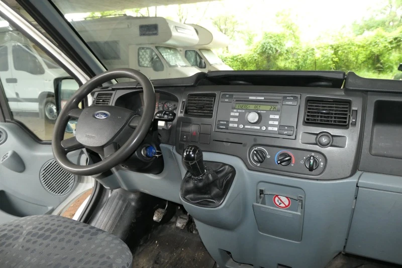 Ford Transit 2.2TDCI КЛИМАТИК 130T300 , снимка 11 - Бусове и автобуси - 45925893