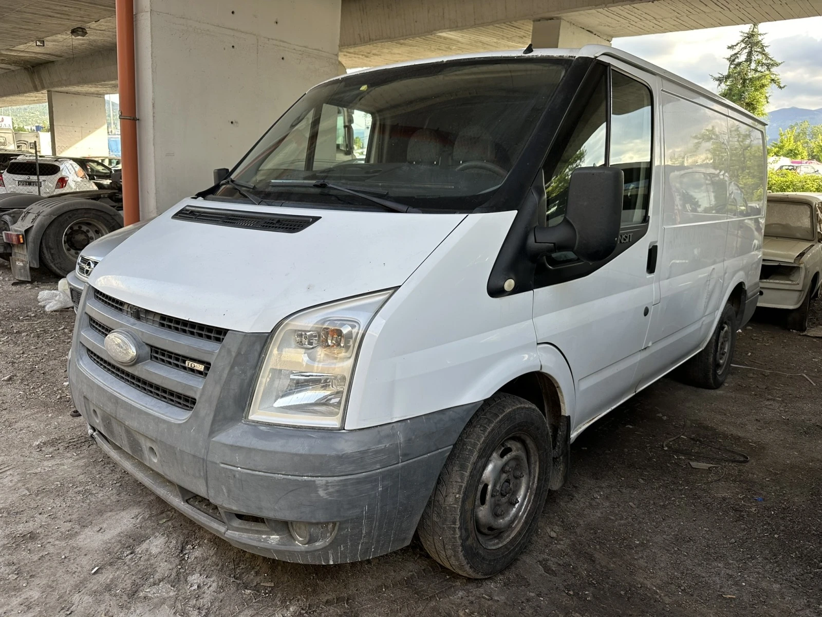 Ford Transit 2.2TDCI КЛИМАТИК 130T300  - изображение 9