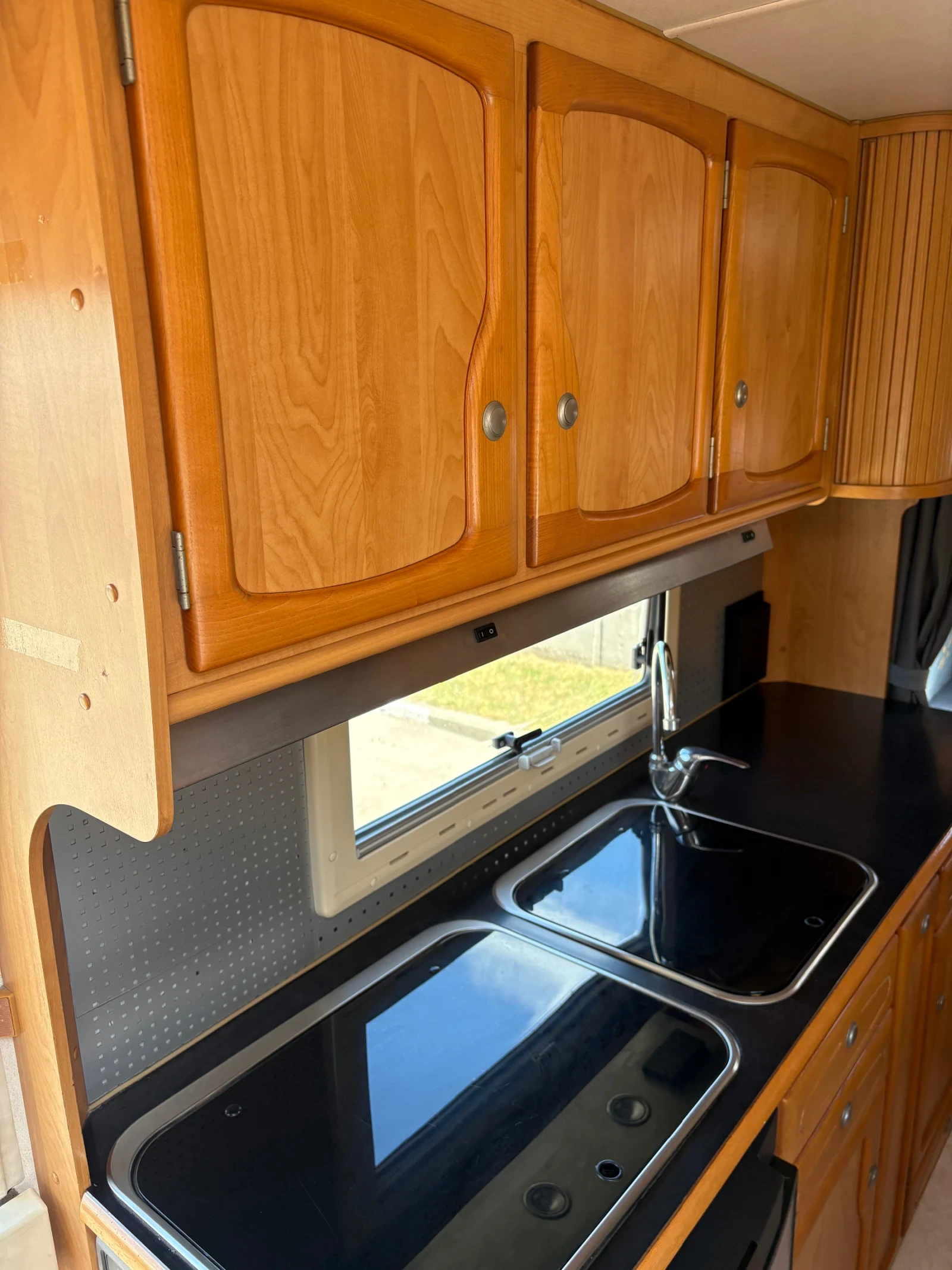 ������ Euramobil 2.8 JTD �������� | Mobile.bg � ����������� 10