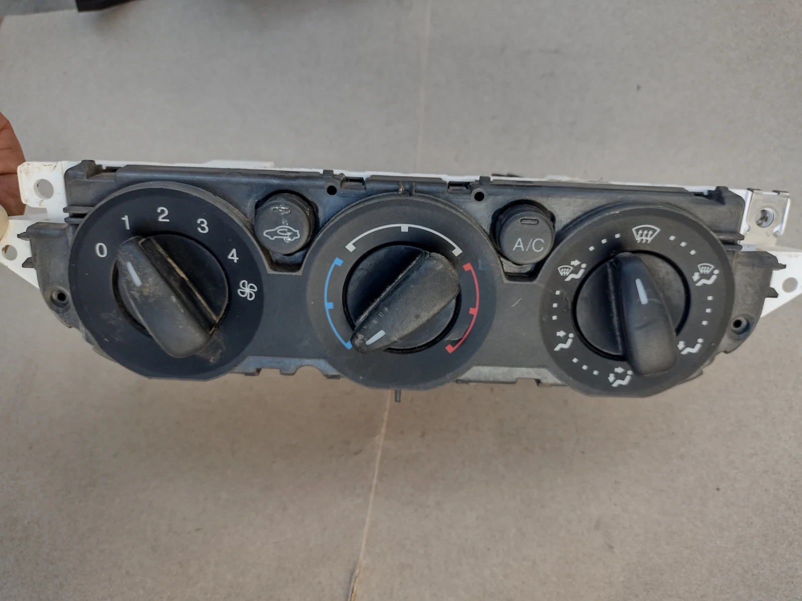 3M5T-19980-AD  ����� ��������  Ford Focus  (2003-2010) 69607003 | Mobile.bg � ����������� 1