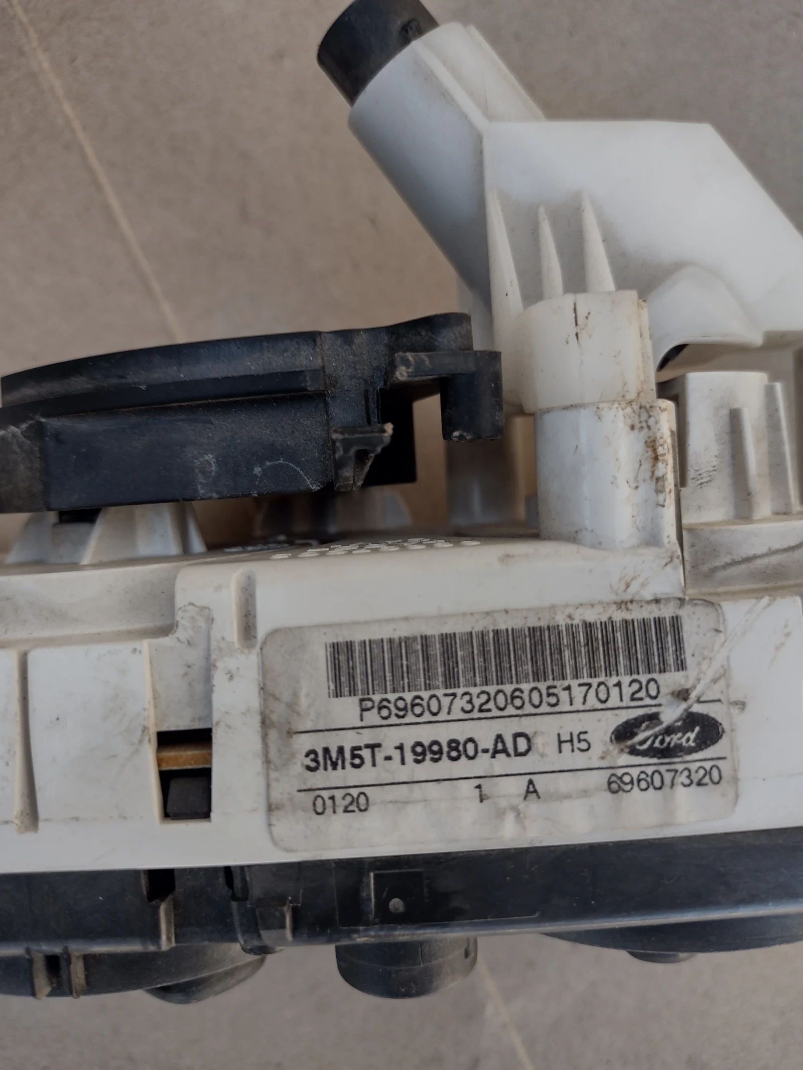 3M5T-19980-AD  ����� ��������  Ford Focus  (2003-2010) 69607003 | Mobile.bg � ����������� 2