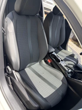 Peugeot 208 208e, снимка 12