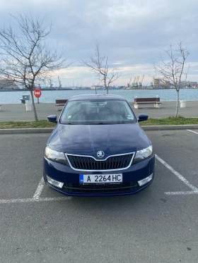 Skoda Rapid 1.6TDI / ПЪРВИ СОБСТВЕНИК / ПЪЛНА ИСТОРИЯ В ШКОДА, снимка 1