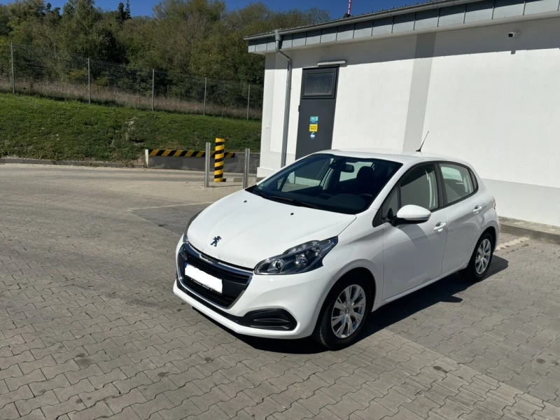 Peugeot 208 1.5 HDI, снимка 3 - Автомобили и джипове - 47427539