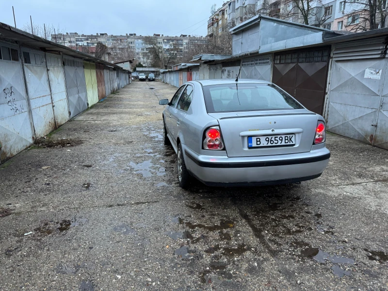 Skoda Octavia, снимка 2 - Автомобили и джипове - 48277110