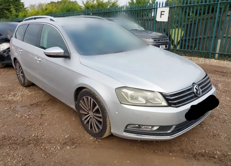 VW Passat комби Cfg dsg ксенон, снимка 3 - Автомобили и джипове - 48287014