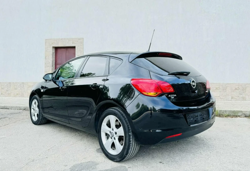 Opel Astra ХЕЧБЕК* ИТАЛИЯ , снимка 6 - Автомобили и джипове - 51501311