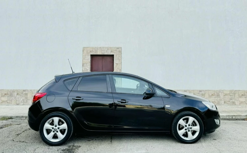 Opel Astra ХЕЧБЕК* ИТАЛИЯ , снимка 5 - Автомобили и джипове - 51501311