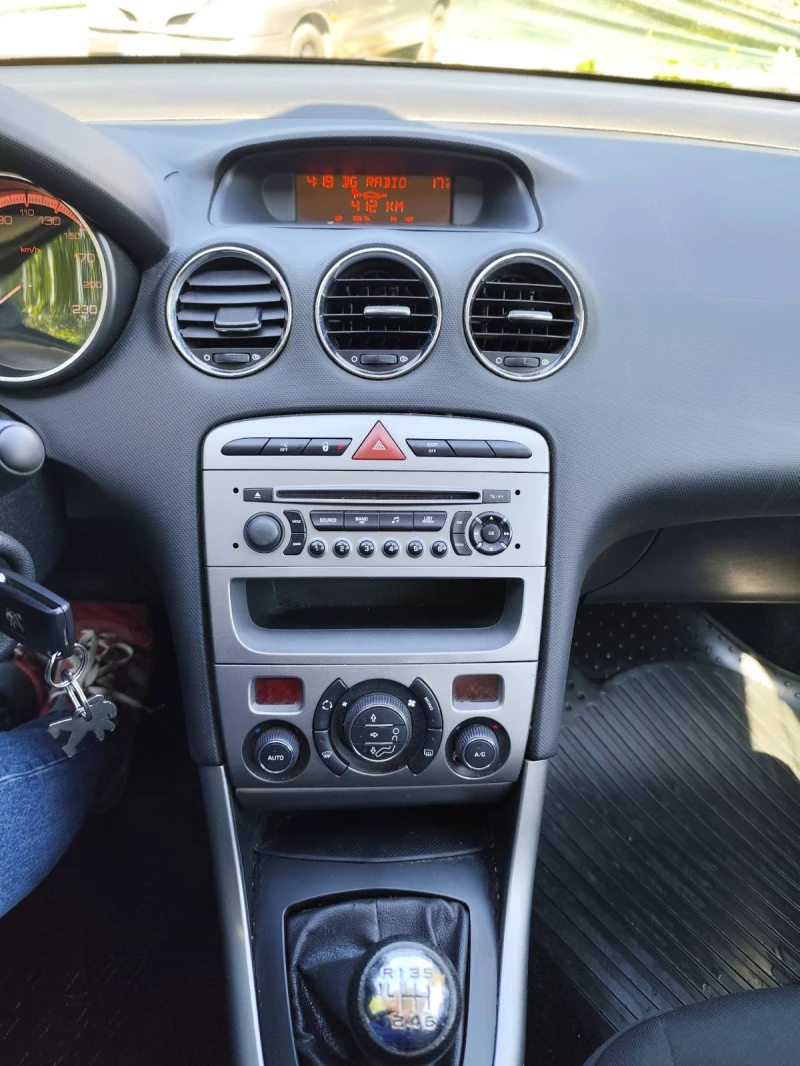 Peugeot 308 ehdi, снимка 9 - Автомобили и джипове - 52154690