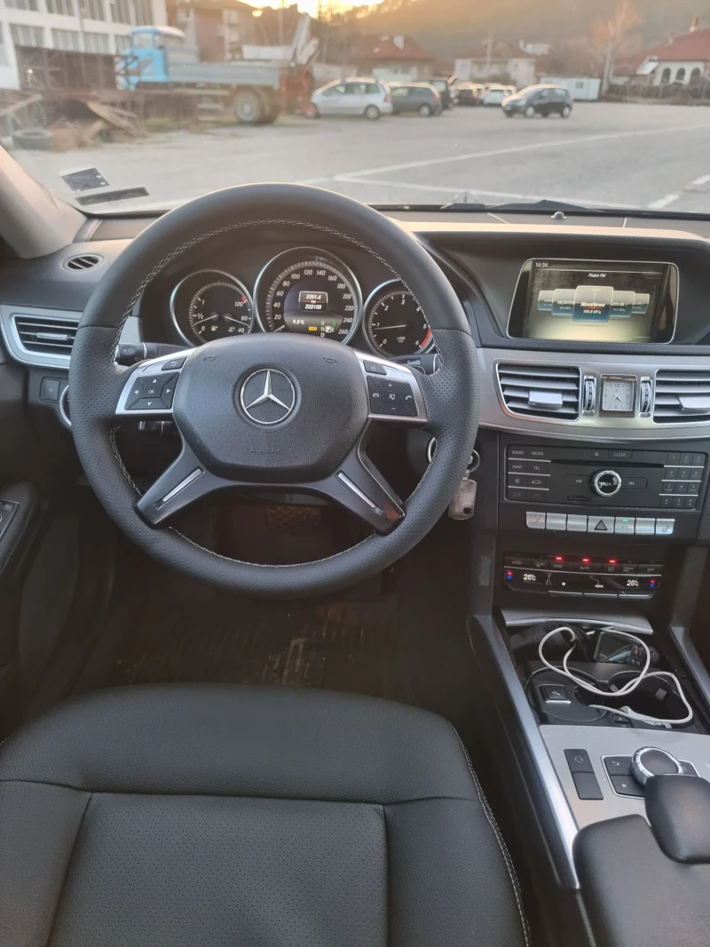 Mercedes-Benz E 200 Mercedes  E 200  BLUETEC, снимка 11 - Автомобили и джипове - 52617528