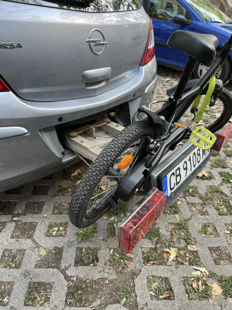 Opel Corsa 1.2 16V Cosmo Gas, снимка 9 - Автомобили и джипове - 52907361